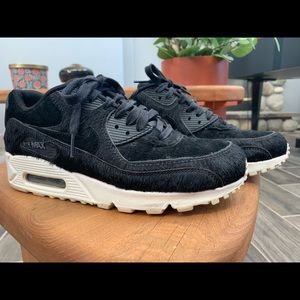 Size 8. Nike Air Force 1 Faux Fur